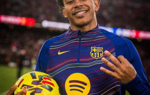 18岁230天！亚马尔一夜改写西甲百年纪录，巴萨新王已至