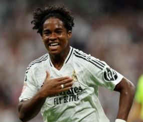 官宣加盟！皇马新大罗亮相法甲赛场，传射俱佳天赋爆发，剑指2026世界杯