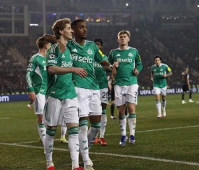 欧冠惊天大胜！安东尼-戈登独揽四球，纽卡斯尔联客场狂轰6球锁定晋级优势