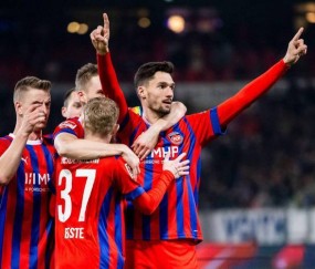 德甲中游对决：门兴迎战沃尔夫斯堡，谁能抢占联赛有利位置？