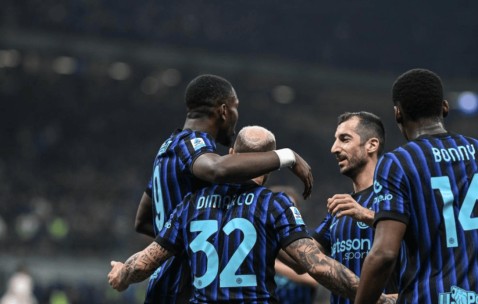 2-0！意甲领头羊狂飙：8轮全胜，甩开米兰13分，冠军呼之欲出