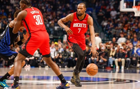 杜兰特27分浓眉29+8 弗拉格19分独行侠胜火箭