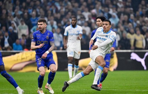 法甲最新积分榜更新：朗斯逆转登顶，冠军争夺激烈异常