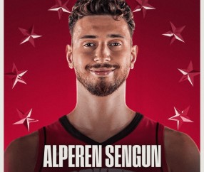 萧华指定申京入选全明星 代表国际队参赛