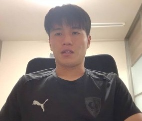 日本23岁国脚加盟德甲：从学生兵到J联赛主力，成长之路可供学习