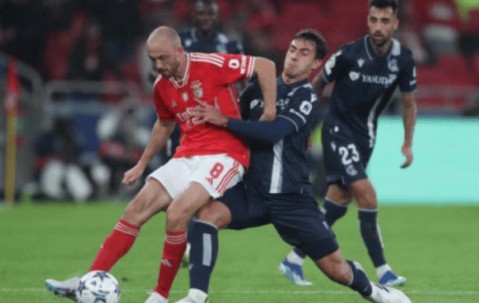 11-0！西甲劲旅虎口夺食+力压三冠王登顶，欧冠2冠王