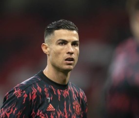 31场38球！C罗点评姆巴佩：他不擅长踢中锋，如果我在皇马会教他