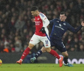 讨喜还是讨债？刚给阿尔特塔送上大礼，卡里克转头就带队杀上门了